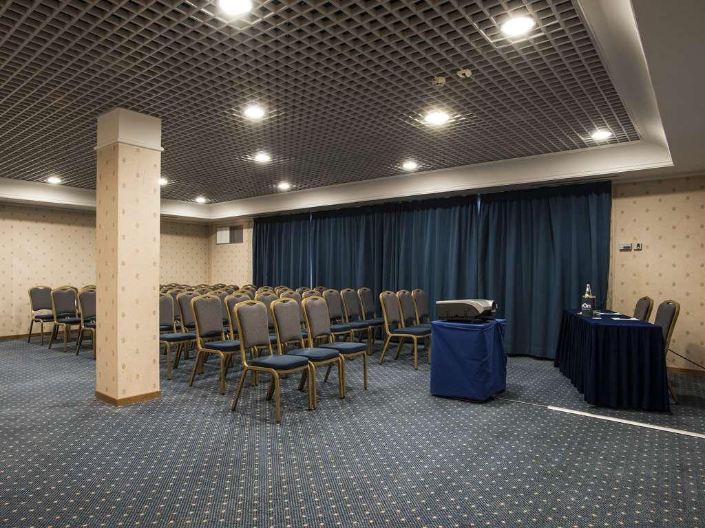 Flyon Hotel & Conference Center Bologna Servizi foto The conference hall