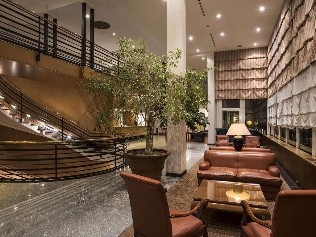Flyon Hotel & Conference Center Bologna Interno foto Interior of the hotel