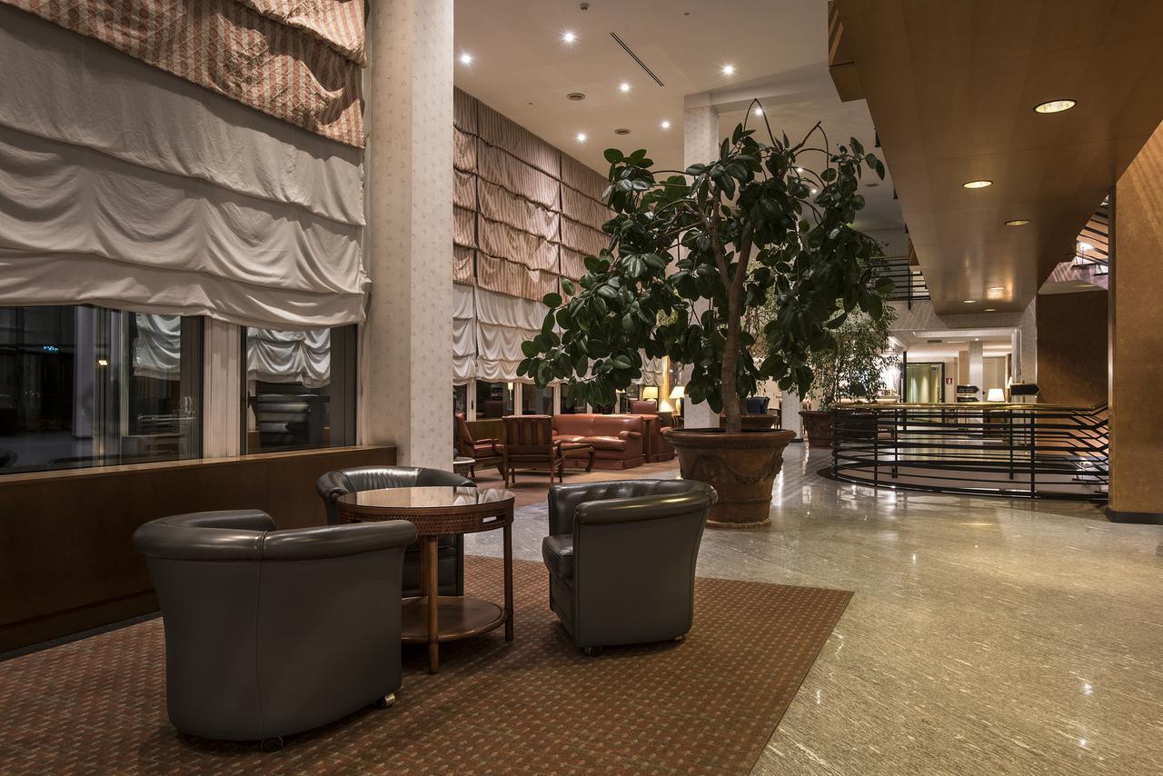 Flyon Hotel & Conference Center Bologna Esterno foto Hotel